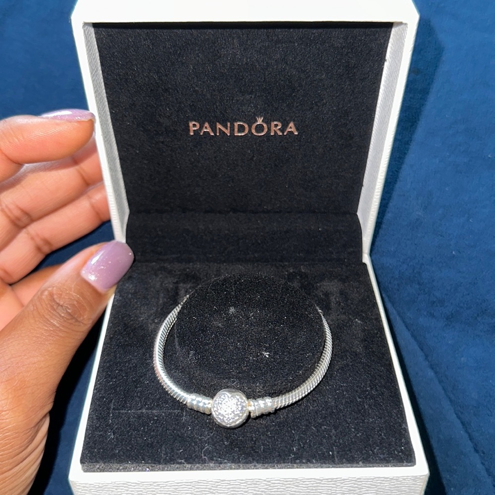 Pandora Moments Sparkling Heart Clasp Snake Chain Bracelet